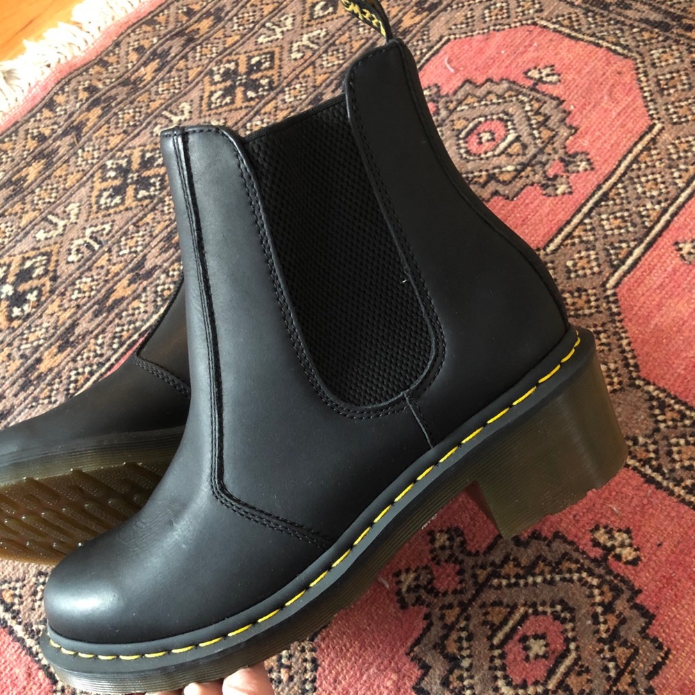 COPY - COPY - Brand New Doc Marten Chelsea Boot